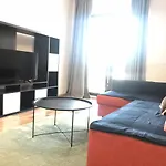 Orange Onix Apartment Bucharest