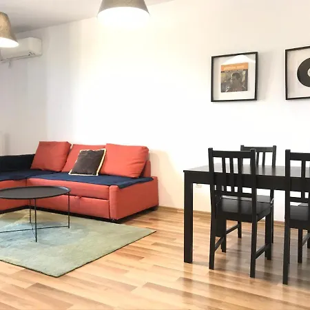 Apartment Orange Onix