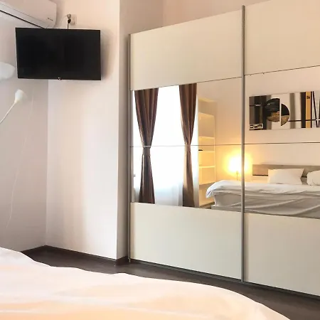 Apartment Orange Onix *