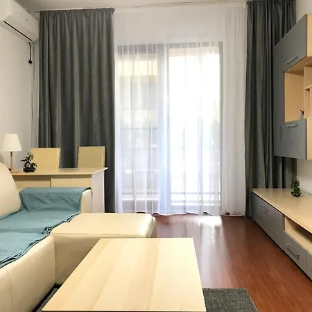 Daire Orange Onix Bükreş