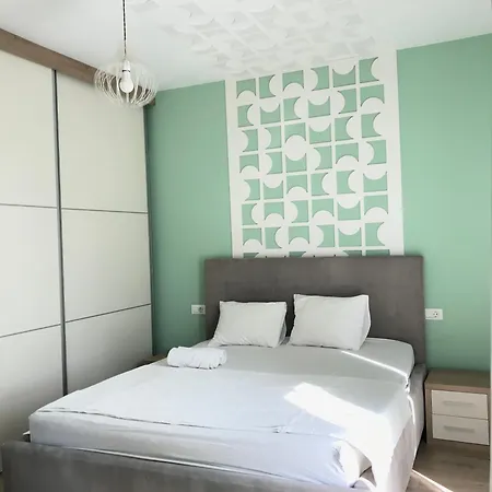 Orange Onix Apartment
