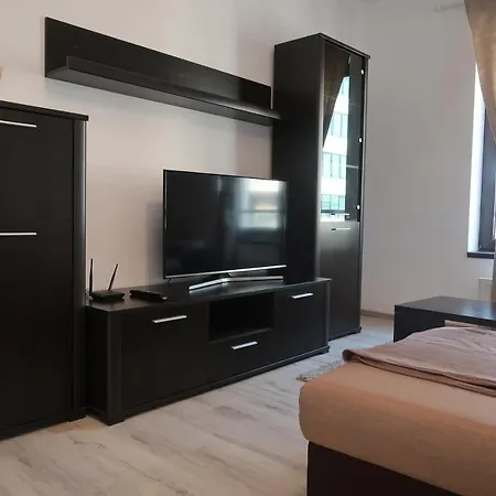 Orange Onix Apartment *
