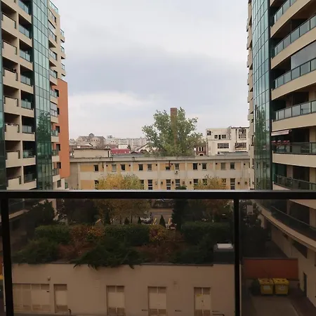 Daire Orange Onix Bükreş